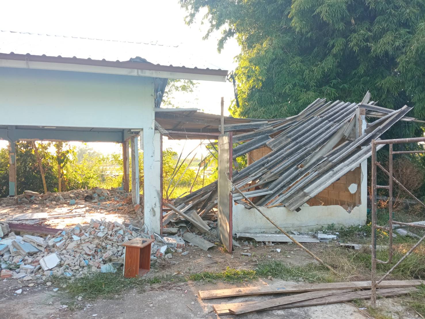 ปรับปรุงอาคารห้องประชุมสำนักงานเกษตร